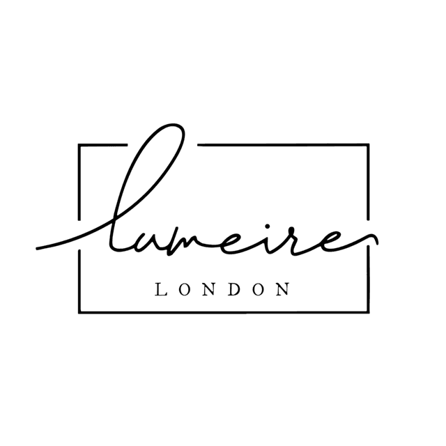 Discover luxury fragrance oils – long-lasting, sophisticated, and unforgettable. Click now to elevate your scent game!